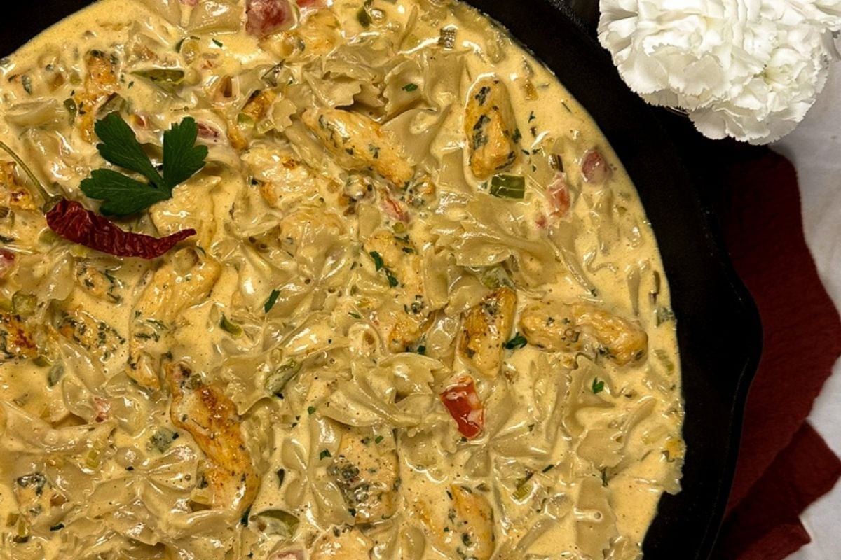 Creamy Cajun chicken pasta.