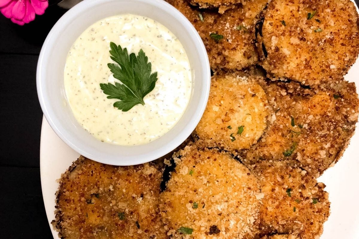 Cajun fried eggplant with basil aioli.