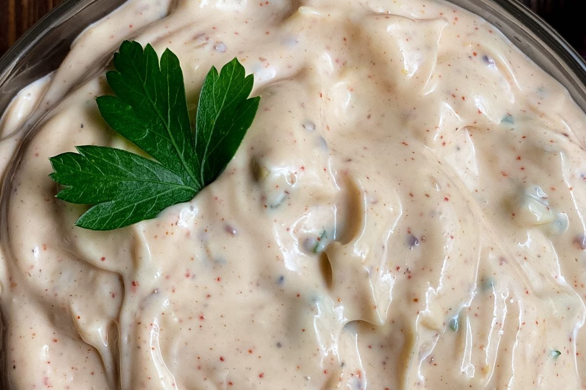 Cajun tartar sauce in a bowl.